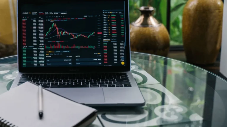 Dollar-Cost Averaging: How to Invest Consistently on a Renter's Budget