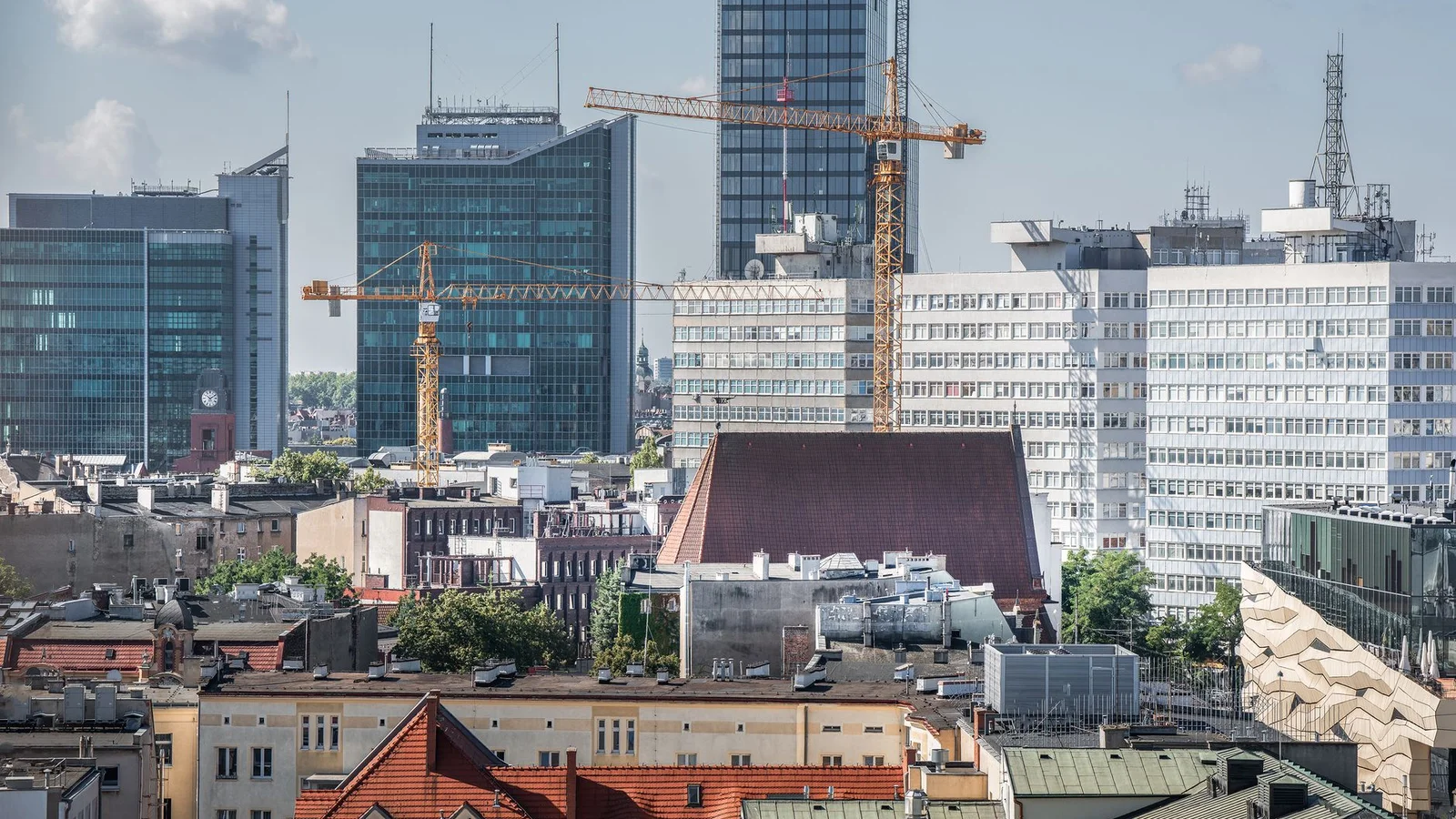 REITs: How Renters Can Invest in Real Estate Without Buying Property